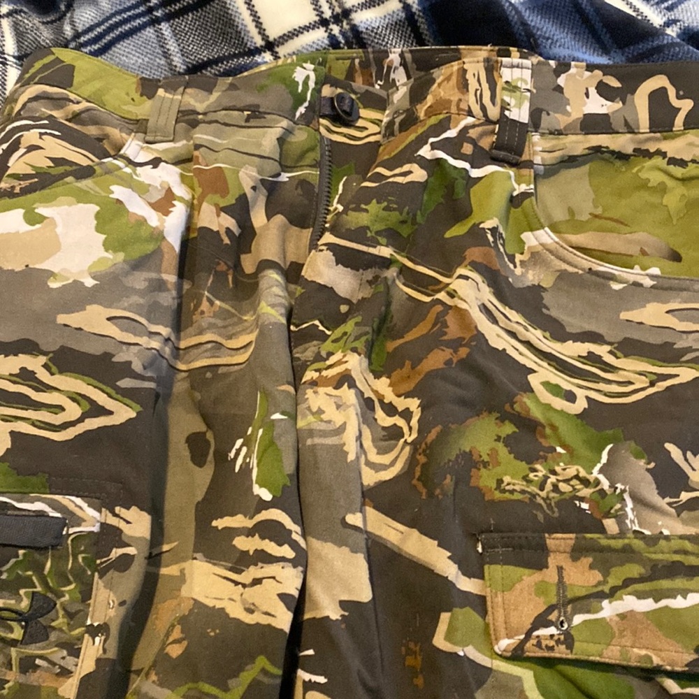 Under armor hunting pants